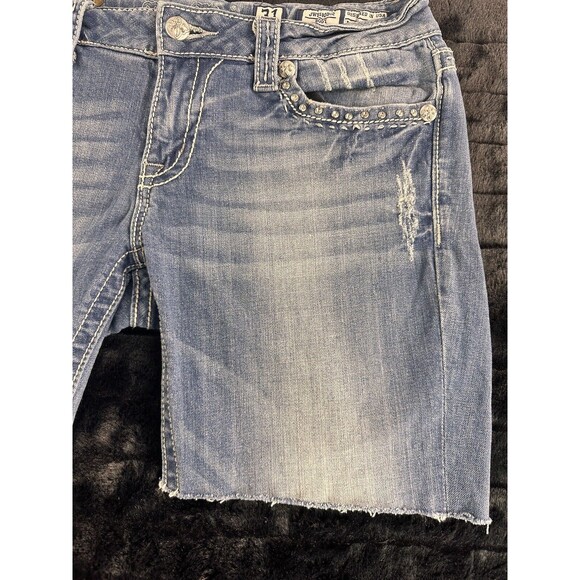 MISS ME Boot Cut JW5180B12 Jeans Rhinestone Embellished Studs Womens Shorts 31 - Picture 1 of 13